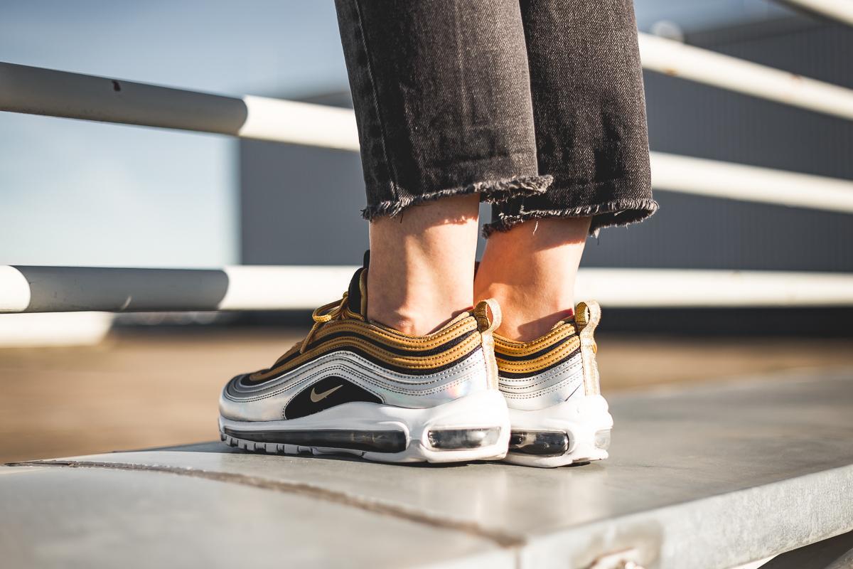 Air max 97 se metallic gold hot sale